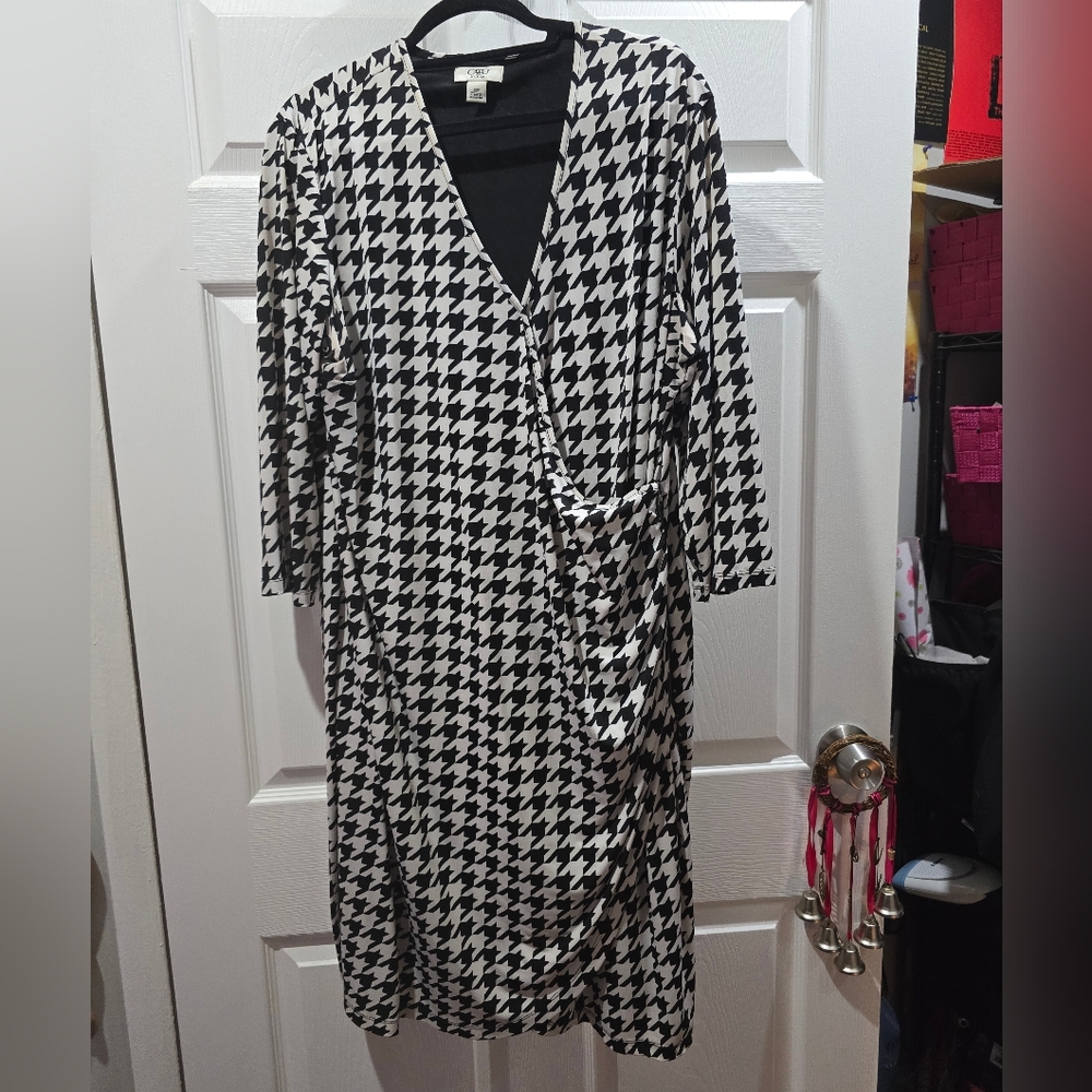 CATO HOUNDSTOOTH BODYCON WRAP DRESS 20W